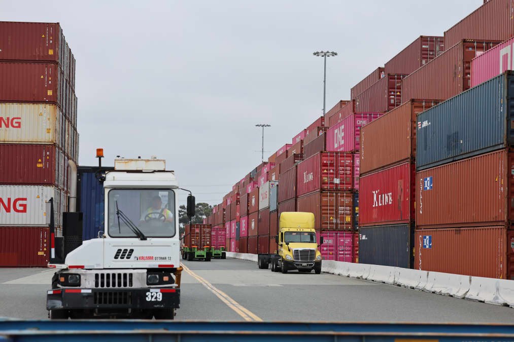 Busiest US container port sets cargo record in June