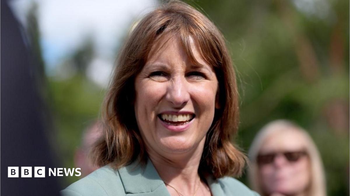Reeves urges Burnham to 'stick to what I'm doing' on economy