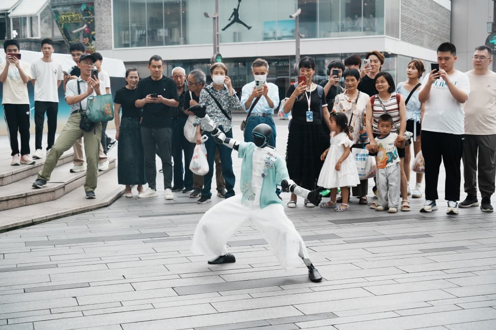 China’s backflipping robot maker Unitree pops 542% in Shanghai debut