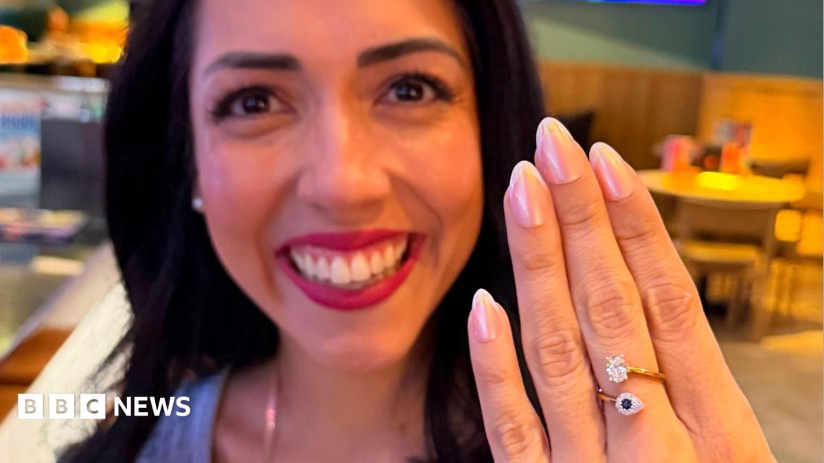 'I wear it on my middle finger': The rise of the defiant divorce ring
