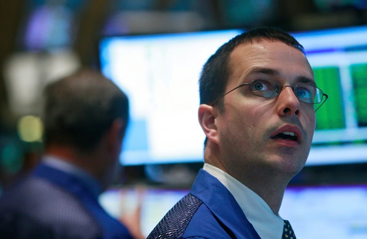 The warning signal insiders are sending