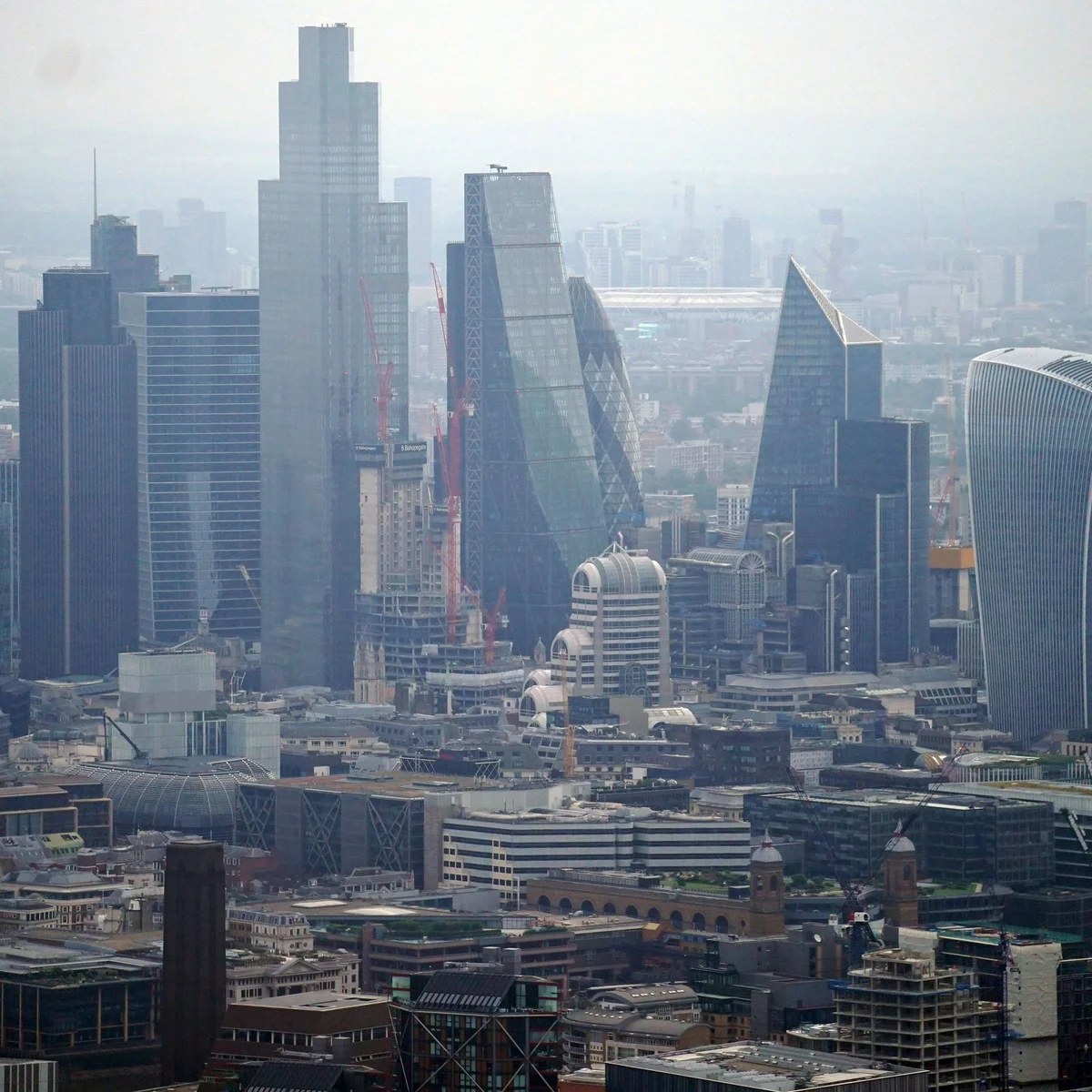 Reeves to launch City ‘skills compact’ committing firms to retrain staff in AI