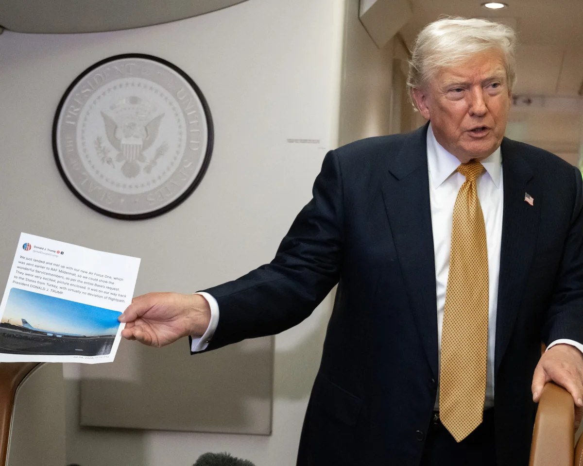 ‘Brazen corruption’: critics denounce Trump Media plan to sell priority access to Truth Social posts