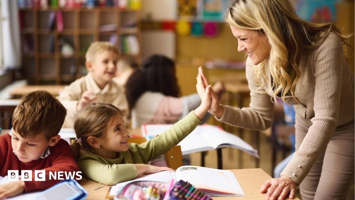 'I don't want to seem tight': How much should you give to the year-end teacher collection?