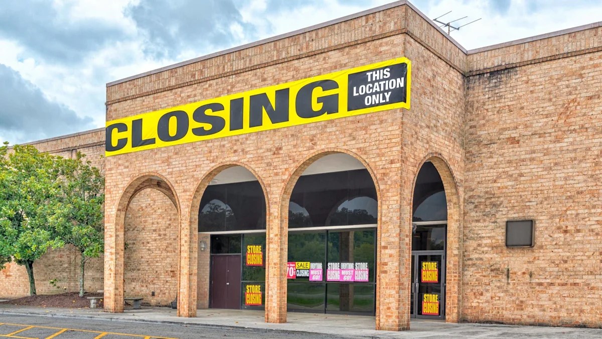 After 80 stores close, 63-year-old chain gives Chapter 11 warning