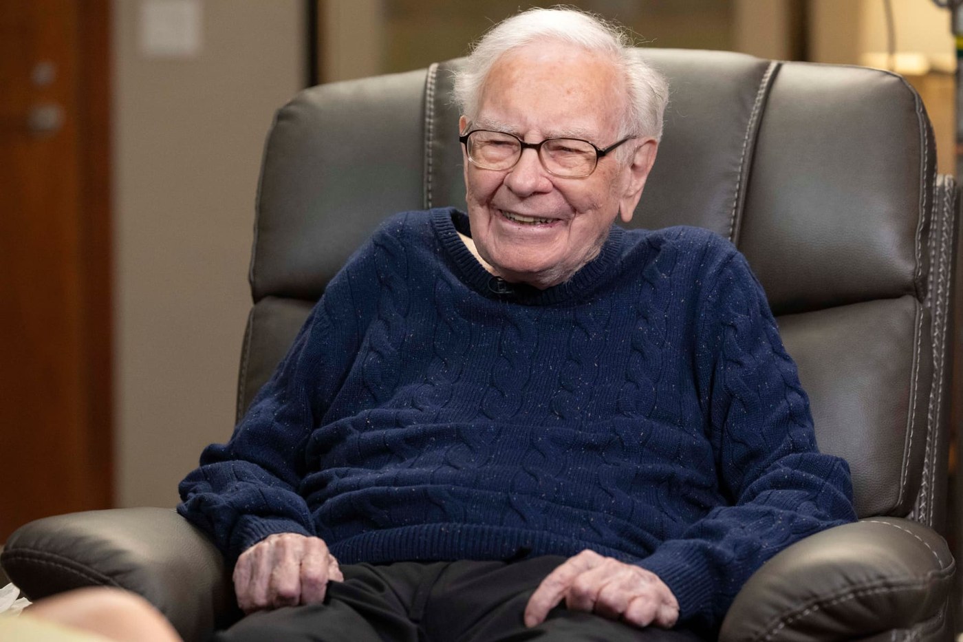 Two unexpected revelations in Warren Buffett's CNBC interview