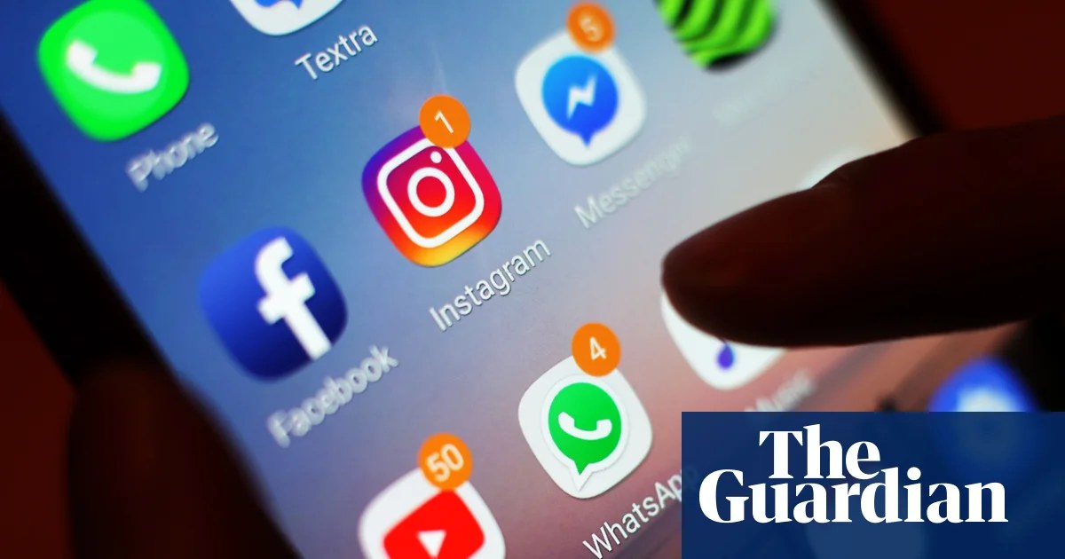 How will the under-16s social media ban work? – podcast