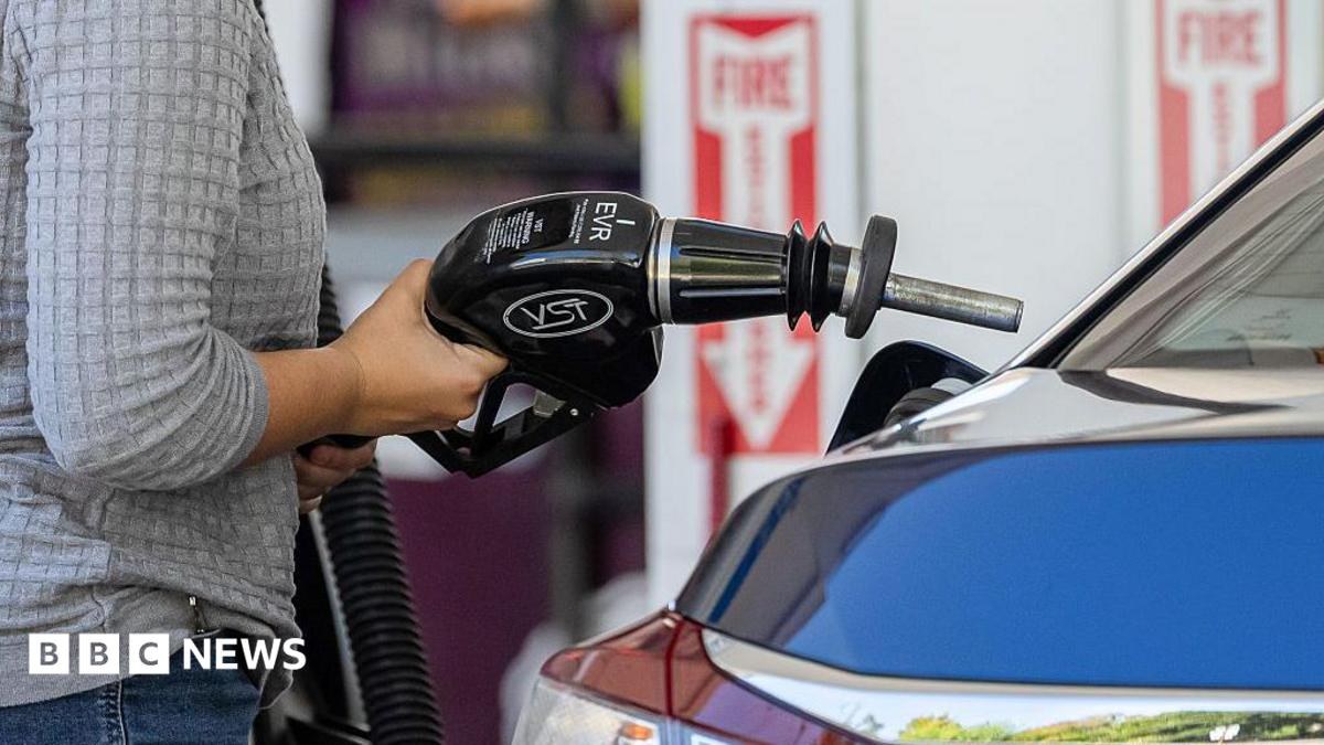Oil prices hit $100 for the first time since May