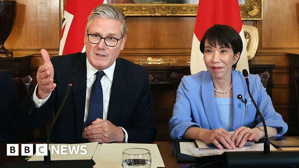 UK and Japan agree £18bn investment deal