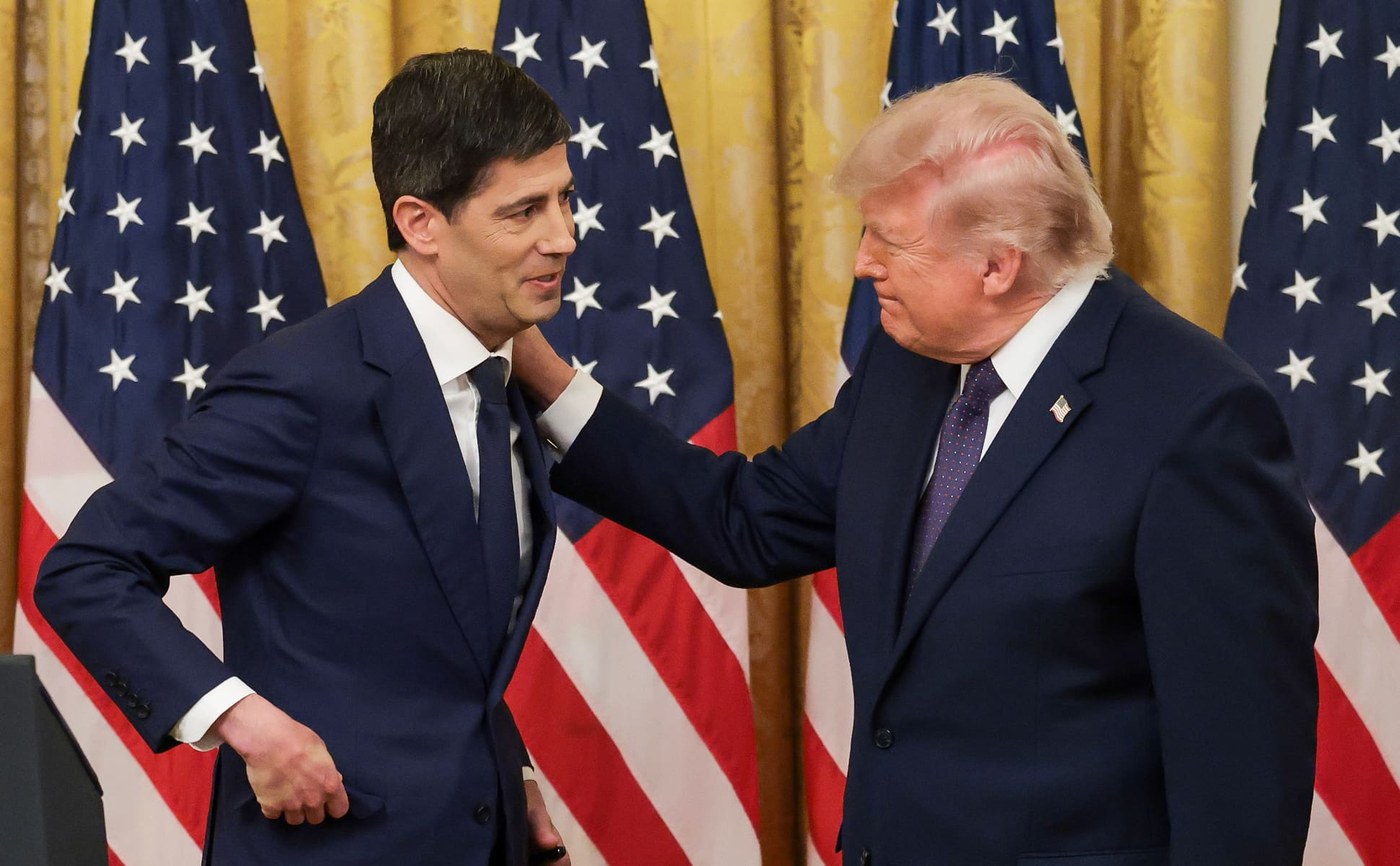 Trump says he spoke recently to Fed Chairman Warsh, denies regular calls