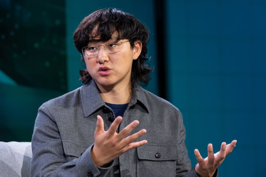 Meta jumps into AI coding market in effort to chase Anthropic and OpenAI